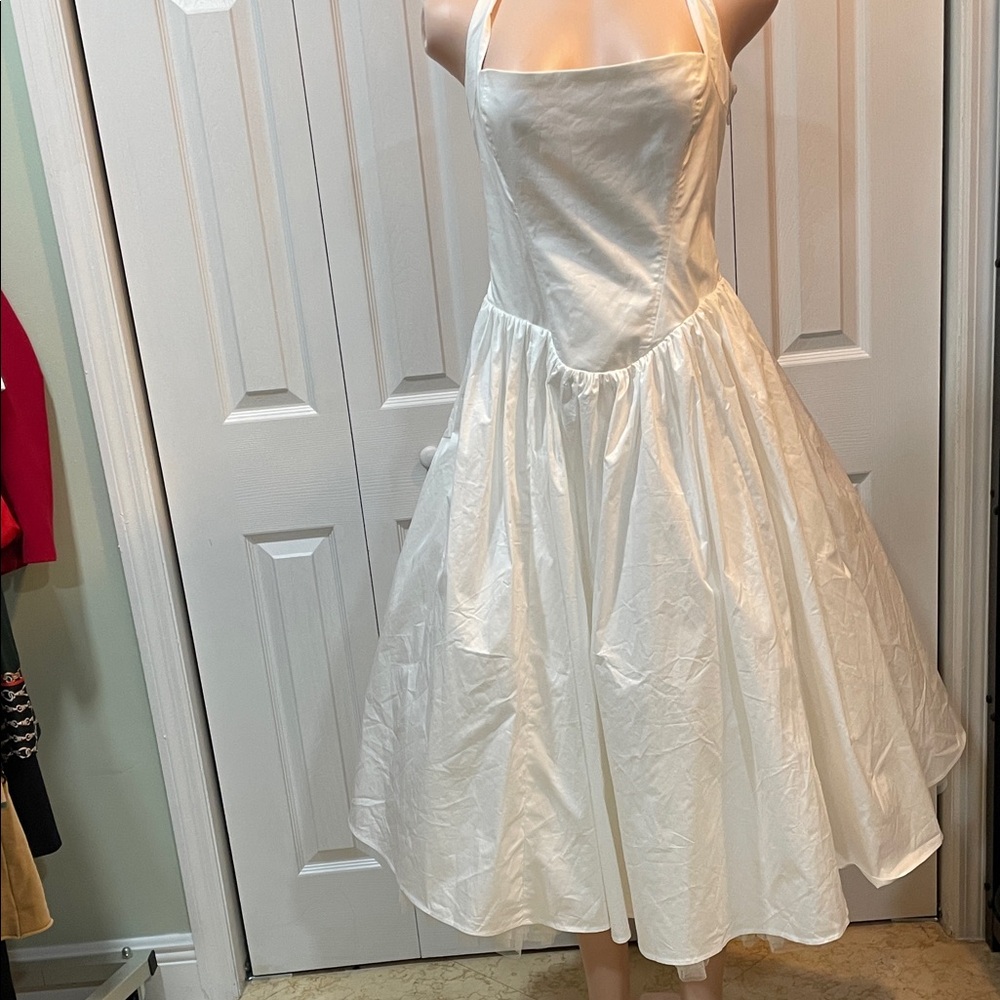Elegant Strapless White Dress